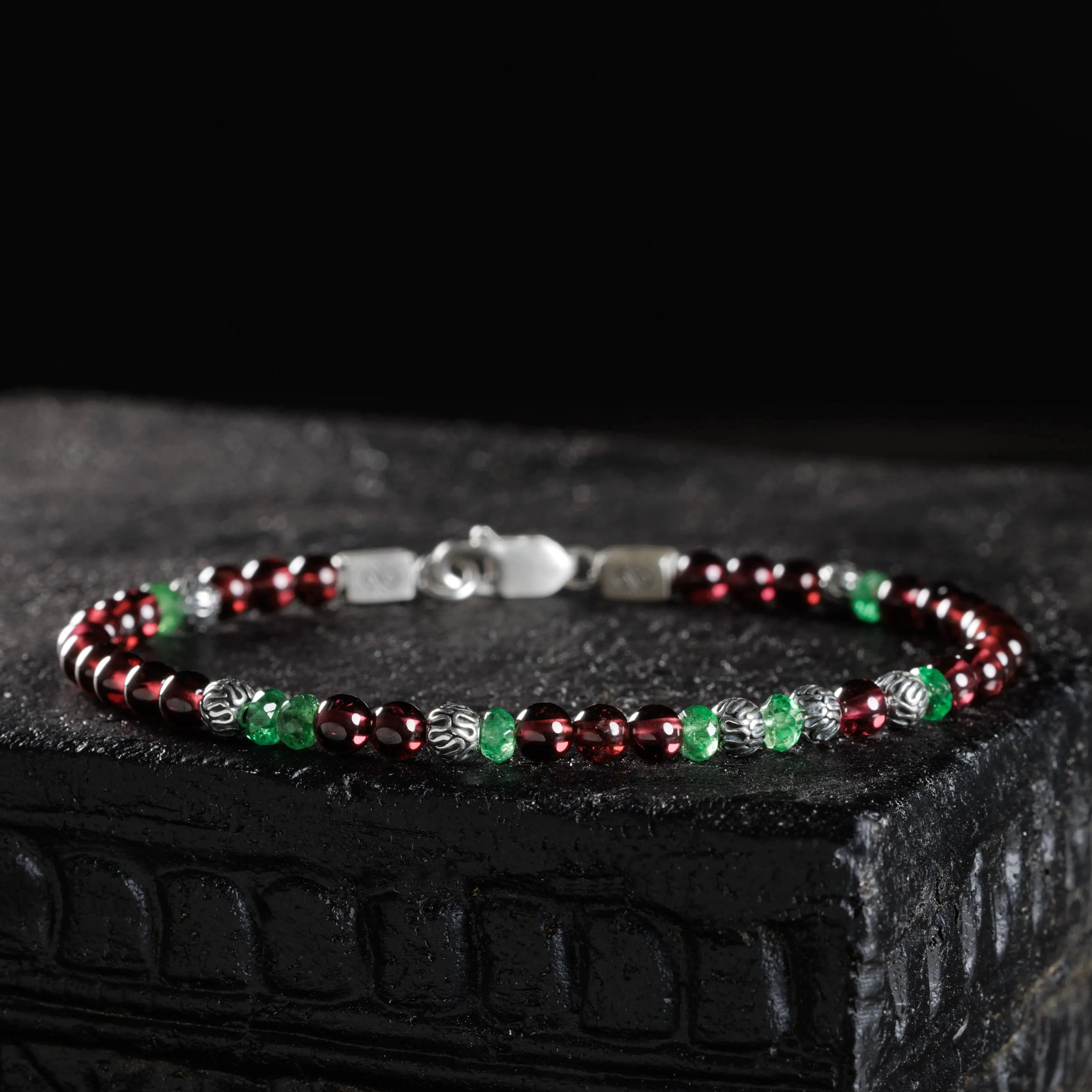 Tsavorite Garnet - Red Garnet Bracelet II (3-4mm)